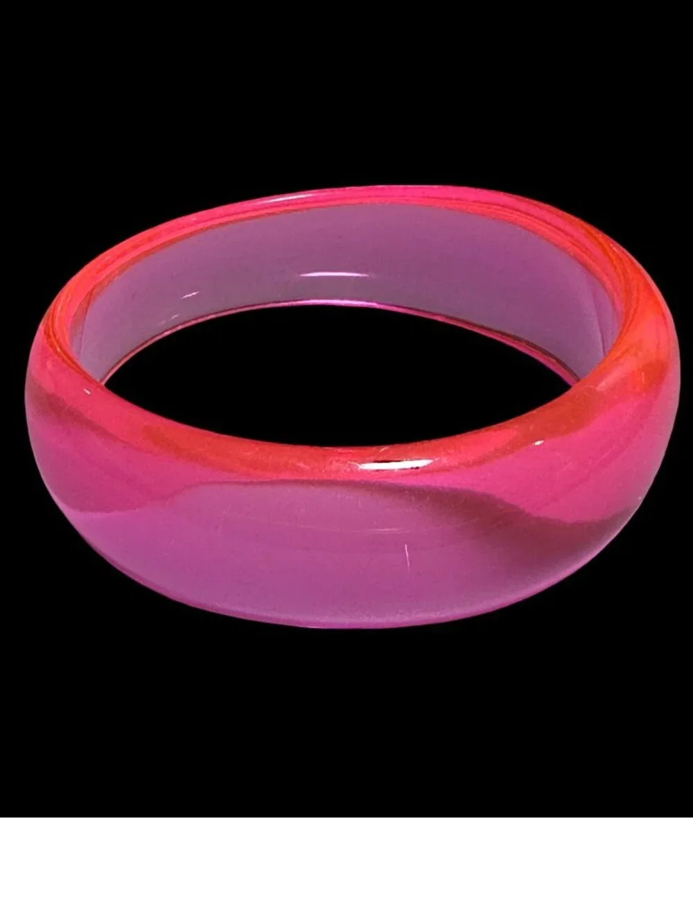 Acrylic Bangle Bracelet Pink Stackable Lightweight Womens Costume Jewelry NWOT